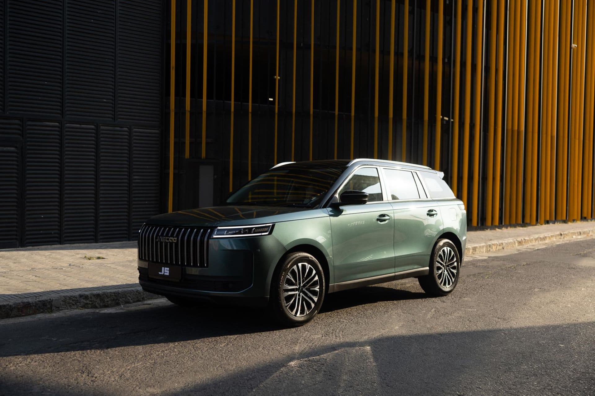 JAECOO Launches New J5 Compact SUV