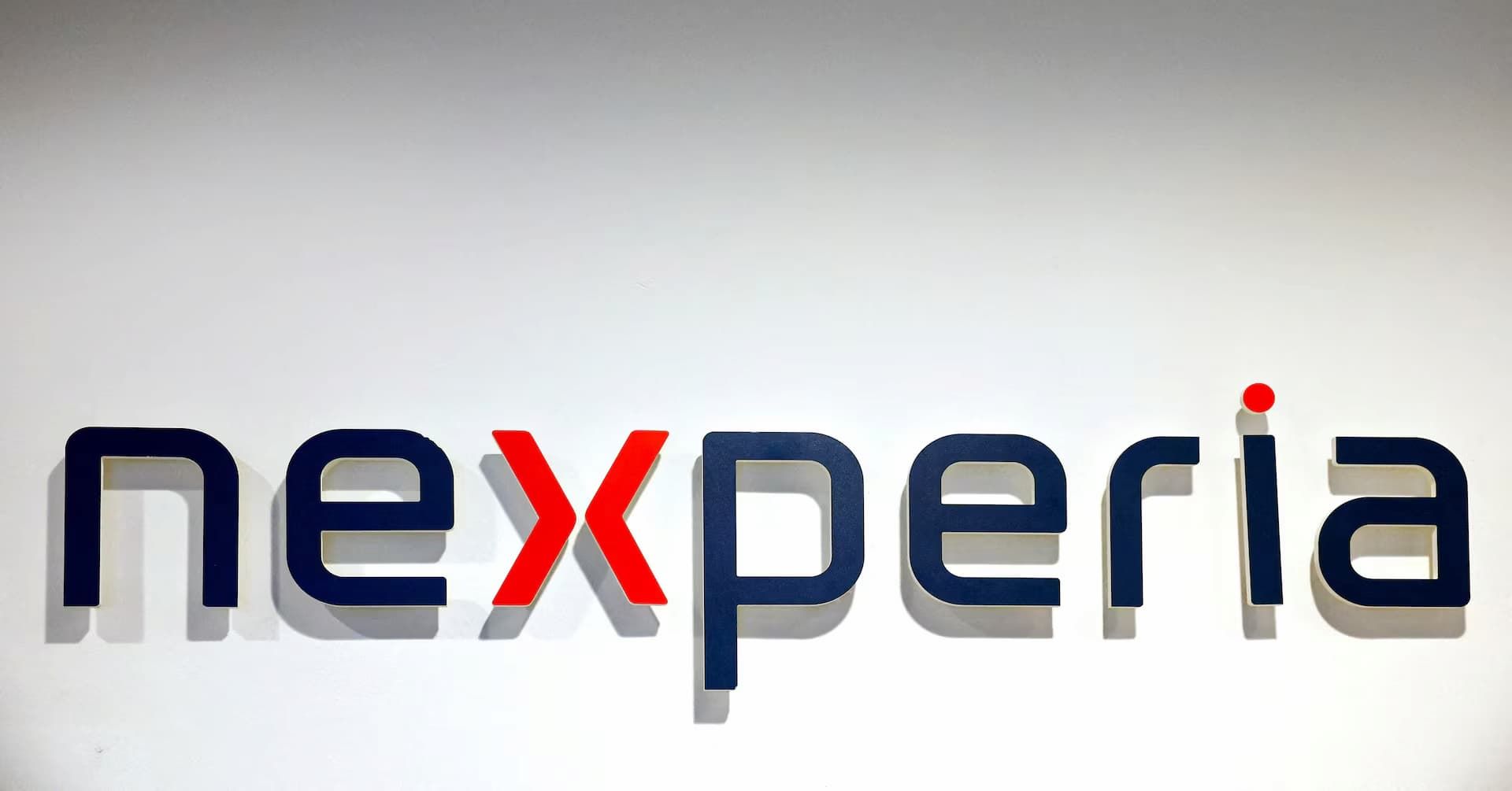 Beijing Lifts Export Curbs on Nexperia Semiconductors for Civilian Sector