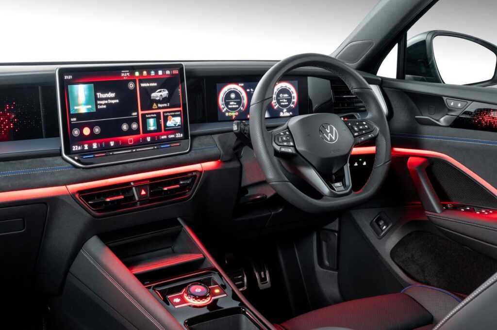 Volkswagen-introduces-the-new-Tayron-to-local-roads-2-1024x681.jpg