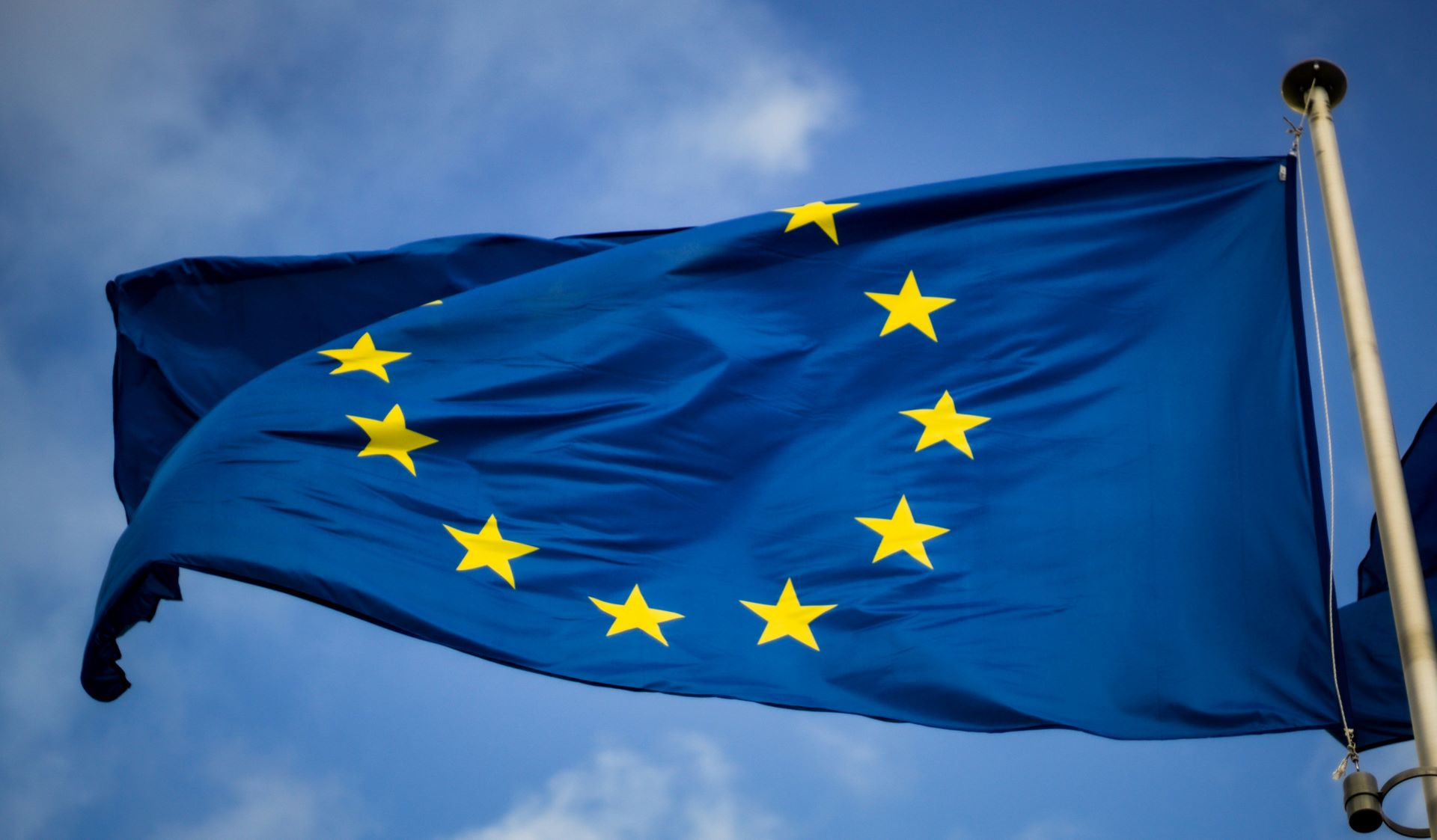 european-auto-industry-urges-eu-to-reconsider-green-transition-timeline.jpg