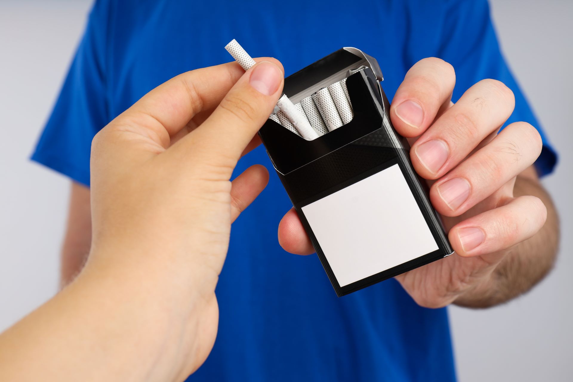 f1-faces-mounting-pressure-to-end-nicotine-pouch-sponsorships