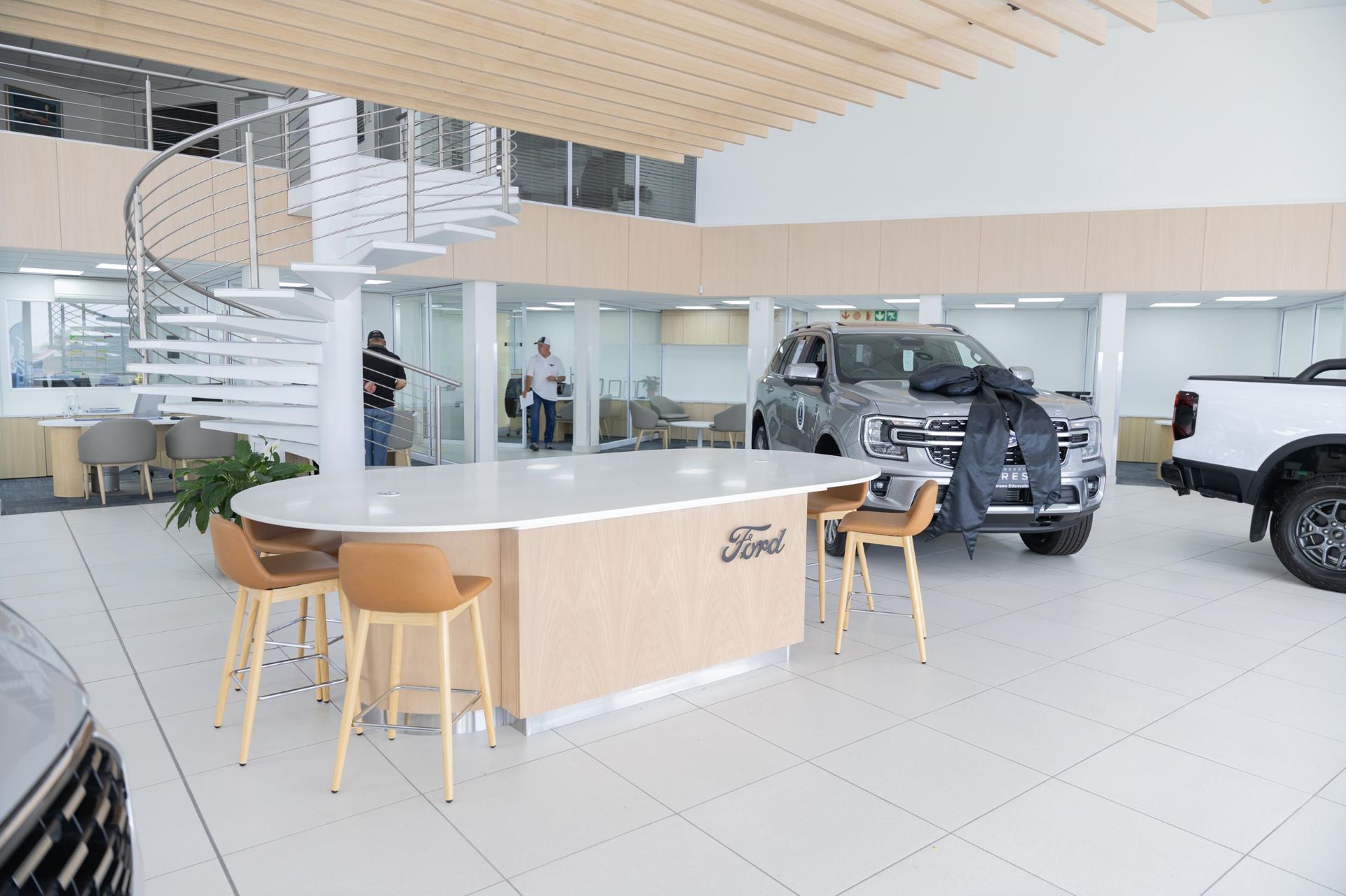 ford-redefines-the-dealership-experience