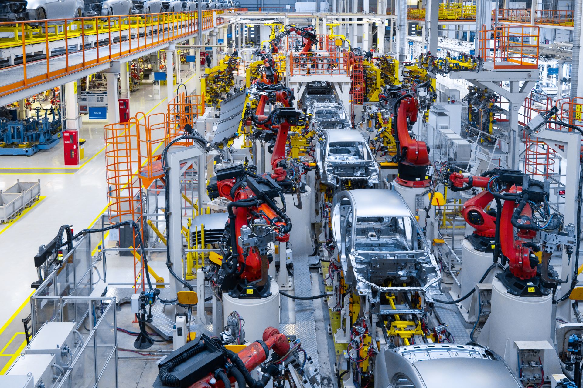 global-automotive-industry-faces-a-year-of-rapid-reinvention-in-2026