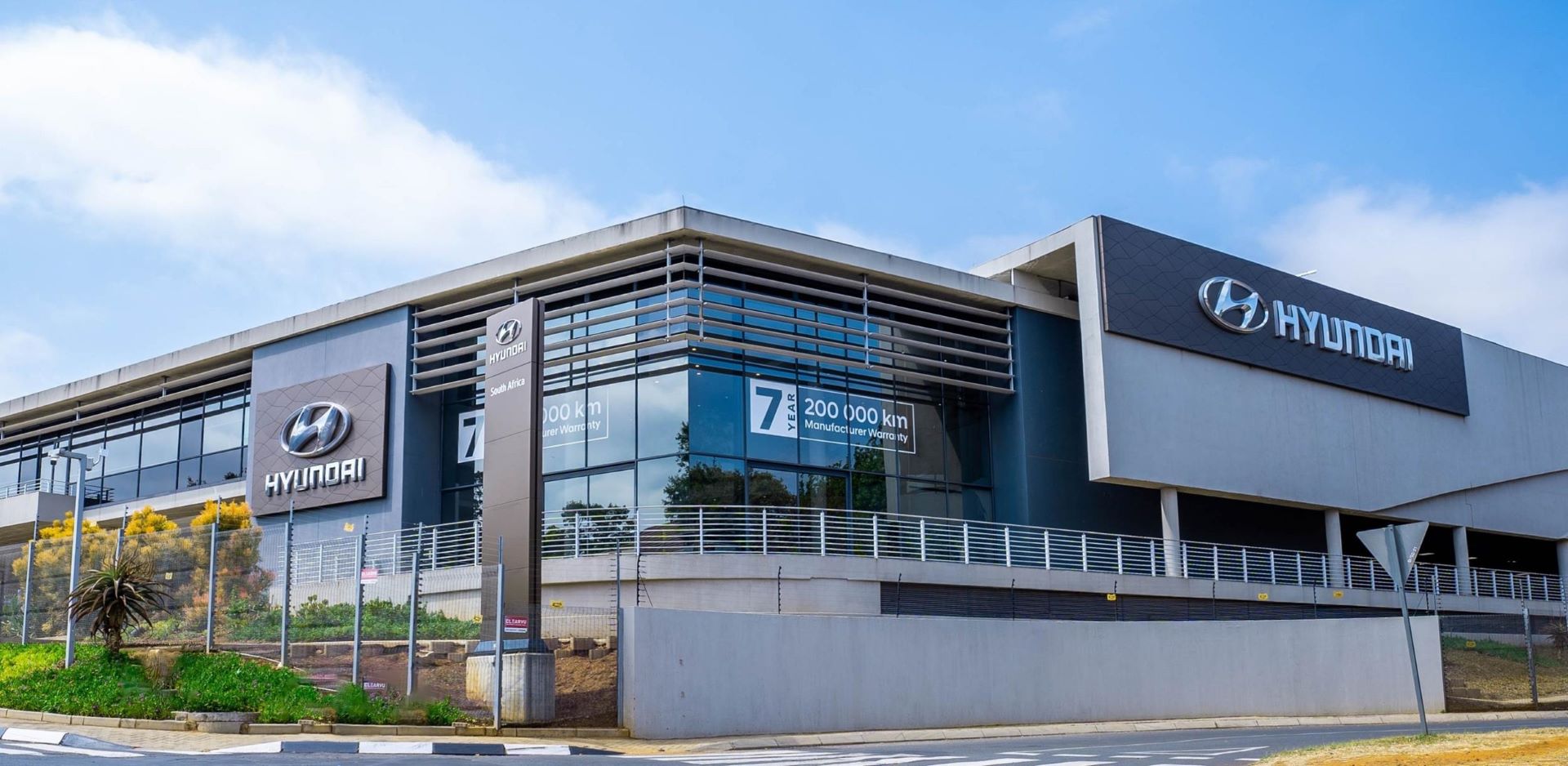 improving-credit-conditions-boost-south-african-vehicle-sales.jpg